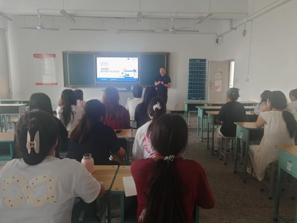 b98e36a0e94342b56689afe6522acf9